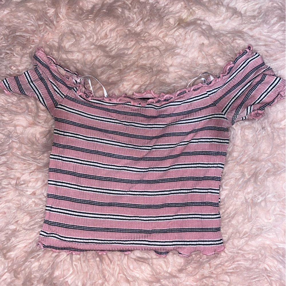 PINK CROP TOP